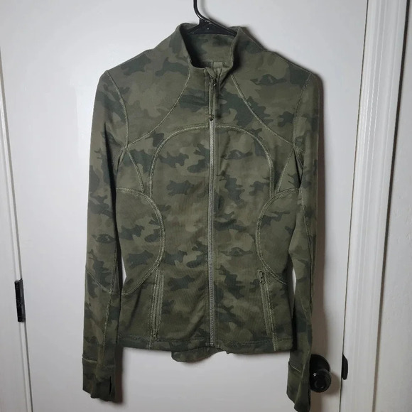 Rare Lululemon Athletica Forme Jacket | Lululemon Jacket | Size 6 - Picture 3 of 9